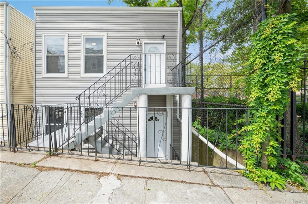 193 Graham Place, Bronx, NY 10462 - photo 1