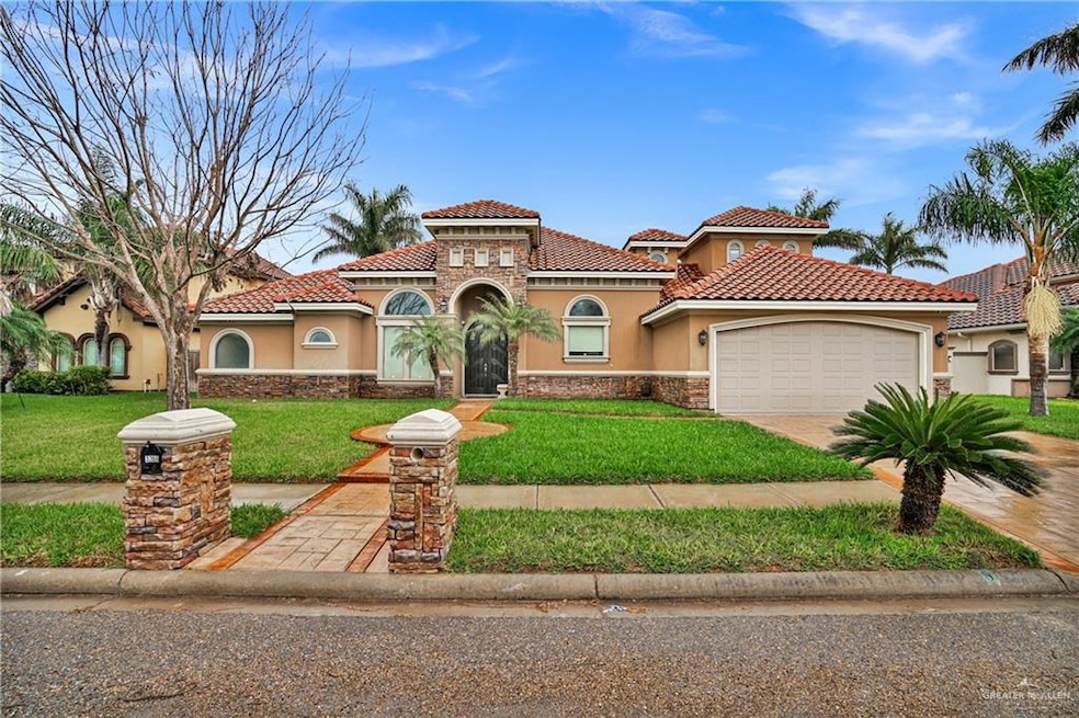 3206 Monroe Ave, Edinburg, TX 78539 - photo 1