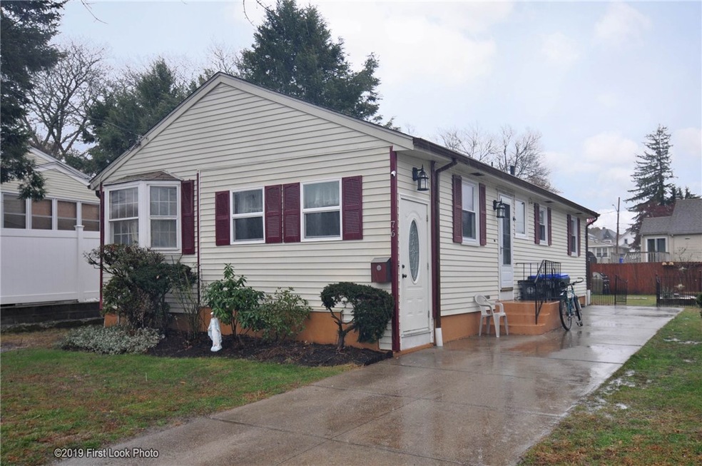 76 Manomet St, Providence, RI 02909 - photo 1