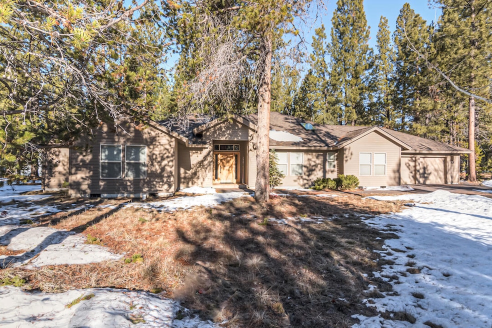 17753 Quelah Ln, Sunriver, OR 97707 - photo 1