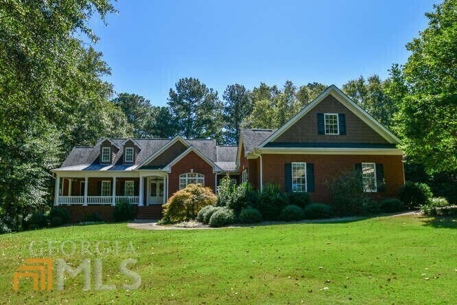 636 Iris Ln, Winder, GA 30680 - photo 1