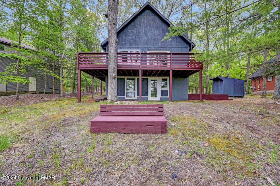 601 Clubhouse Dr 03 Large