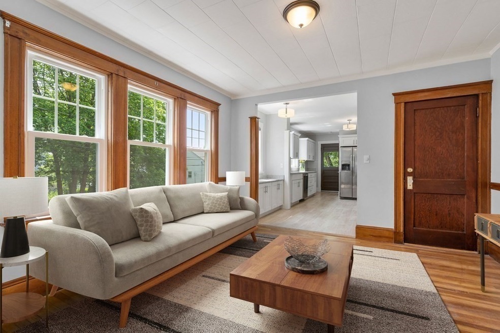 14 Pine St unit 1, Arlington, MA 02474 - photo 1