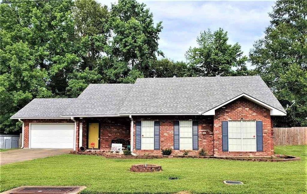 324 Twin Oaks Rd E, Pineville, LA 71360 - photo 1