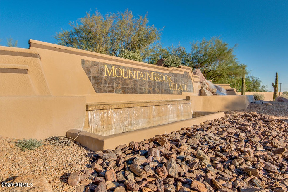 Mountainbrook Entrance sign with waterfa