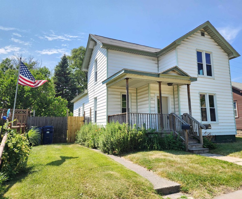 313 N Madison Ave, Bay City, MI 48708 - photo 1