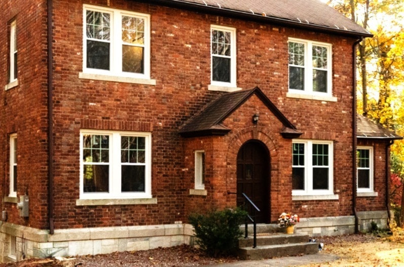 Under Contract $550,000