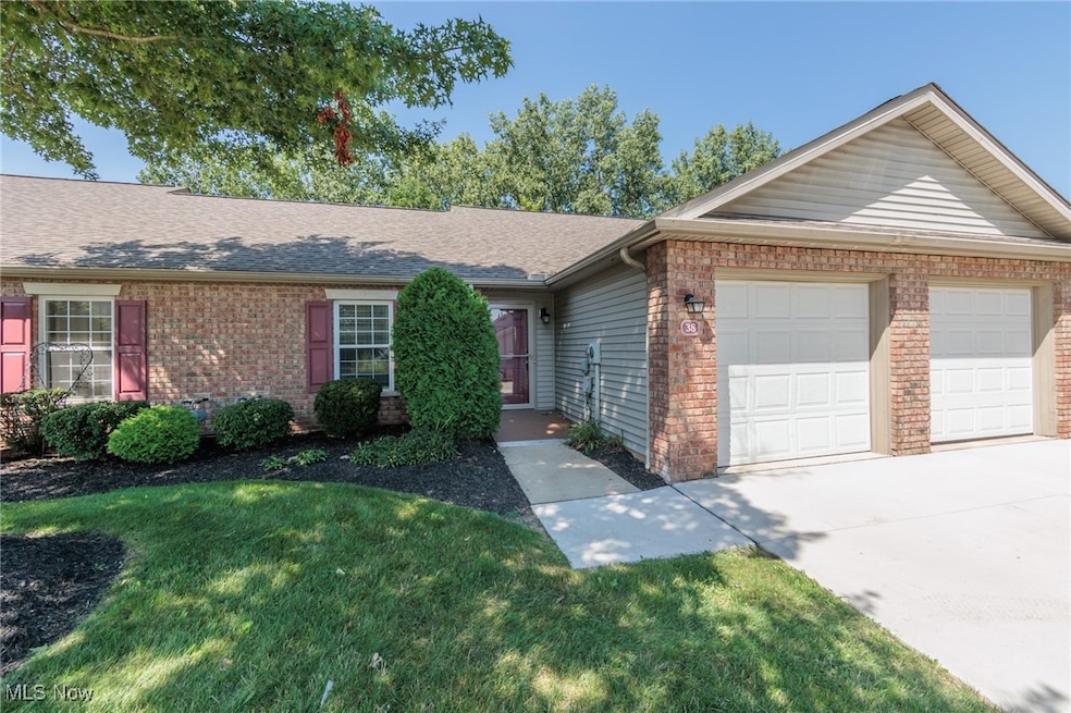 1151 N Jefferson St unit 18, Medina, OH 44256 - photo 1