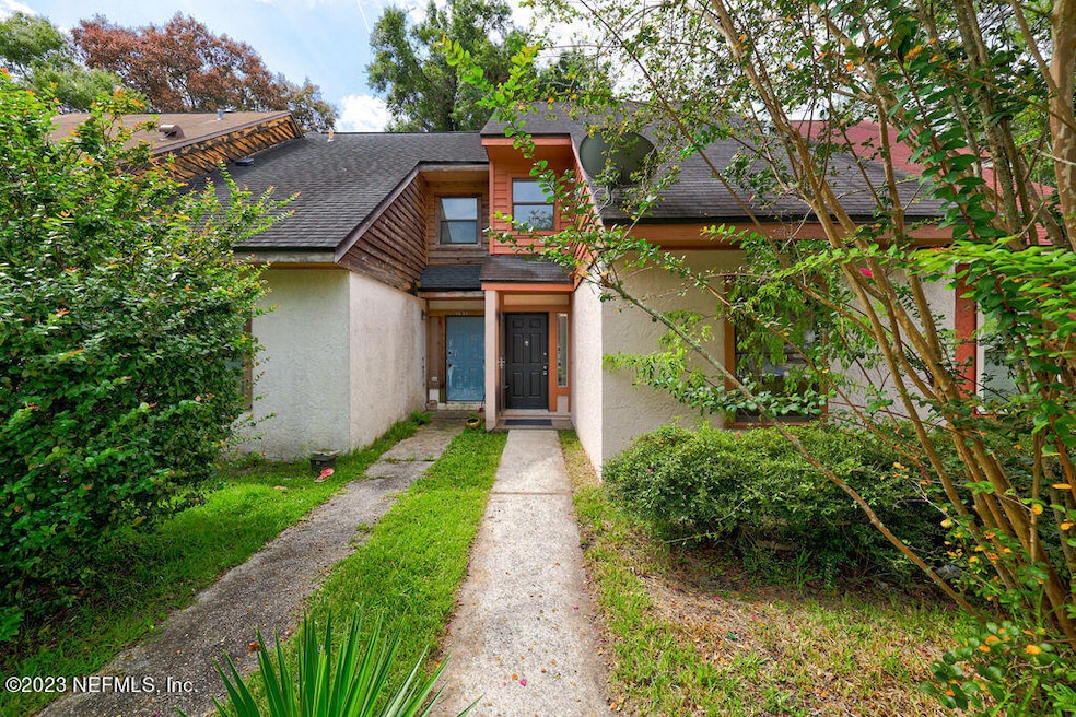 7640 Melissa Ct N, Jacksonville, FL 32210 - photo 1