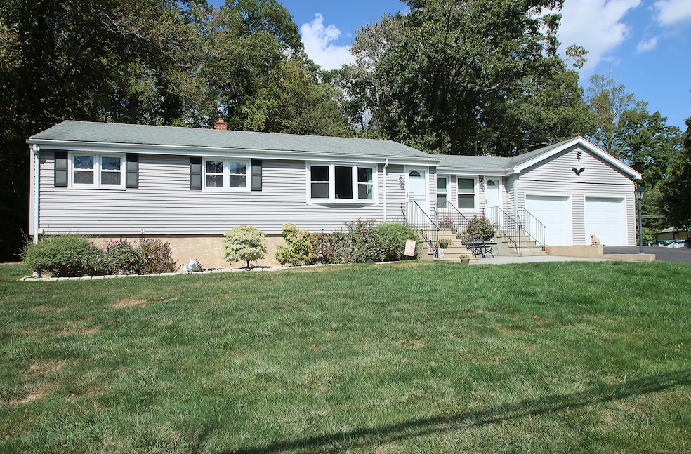 7 Jeffrey Rd, East Haven, CT 06513 - photo 1