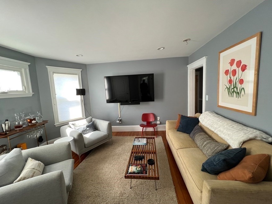 343 Centre St unit 3, Dorchester, MA 02122 - photo 1