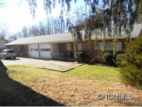 105 Wynnbrook Dr, Hendersonville, NC 28792 - photo 1