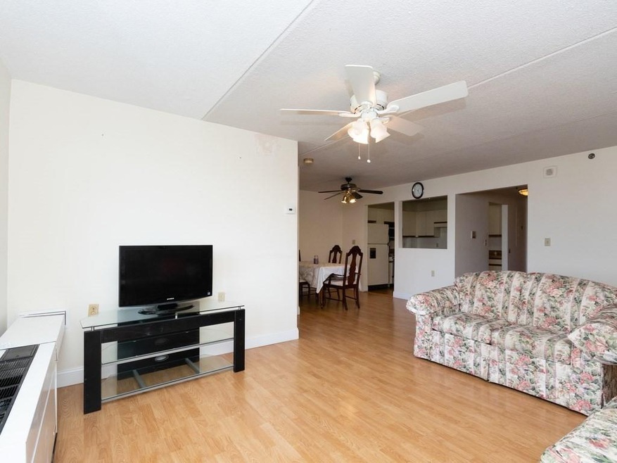 Captain Cove's Condominiums unit 404, Quincy, MA 02169 - photo 1