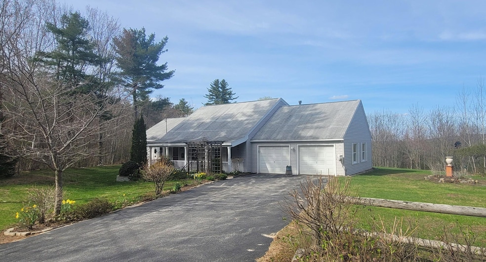 13 Hillview Dr, Chichester, NH 03258 - photo 1