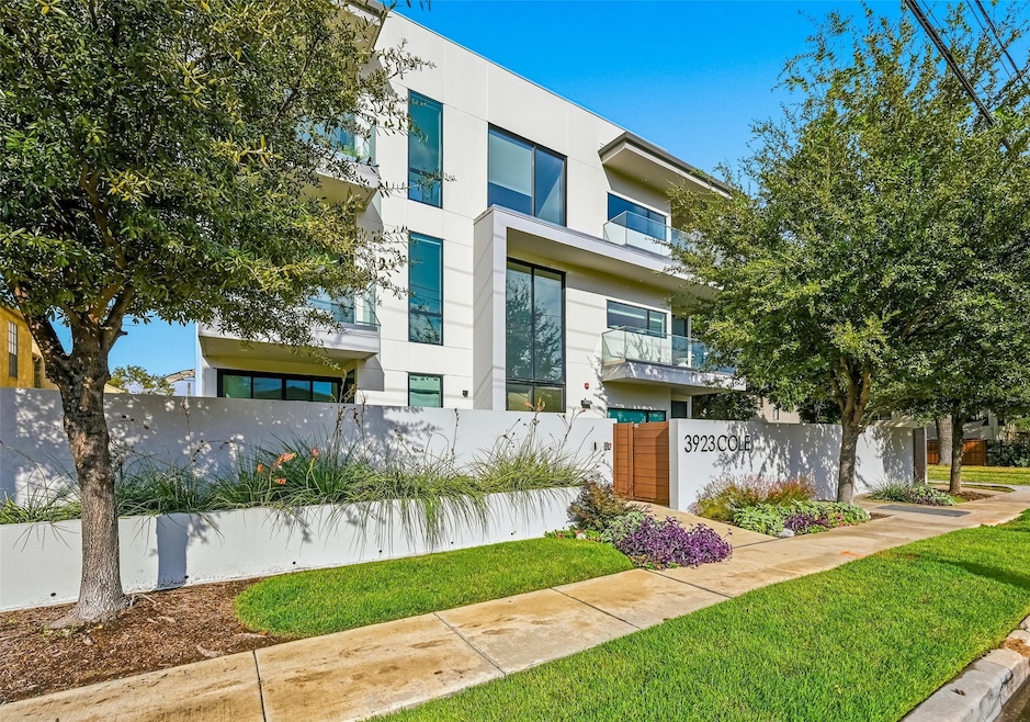 3923 Cole Ave unit 101, Dallas, TX 75204 - photo 1