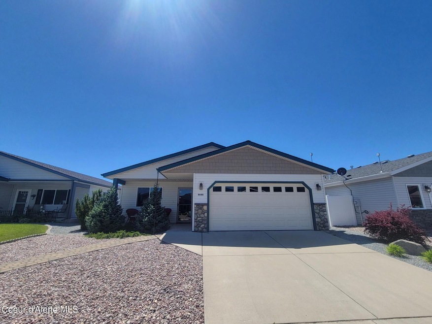 8646 W Sawtooth St, Rathdrum, ID 83858 - photo 1