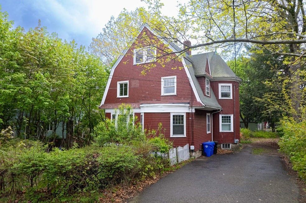 85 Naples Rd, Brookline, MA 02446 - photo 1