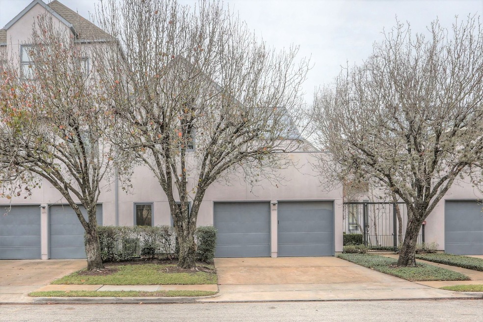 1375 Arlington St unit 1375, Houston, TX 77008 - photo 1