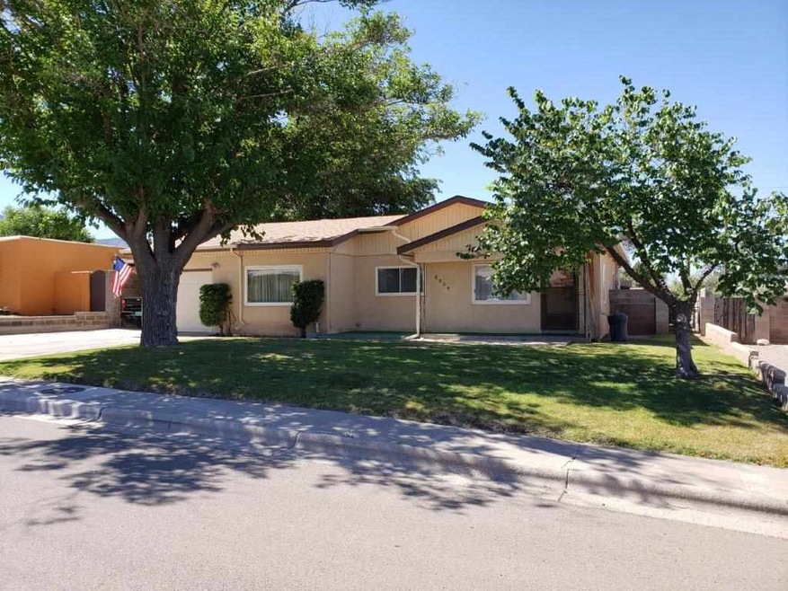 2004 Dewey Ln, Alamogordo, NM 88310 - photo 1