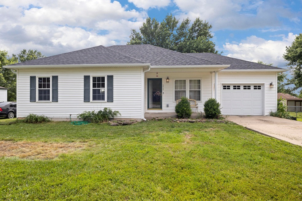 1005 N 41st St, Nixa, MO 65714 - photo 1