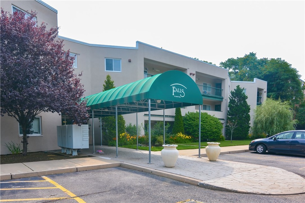 31 Devereux St unit 302, Providence, RI 02909 - photo 1