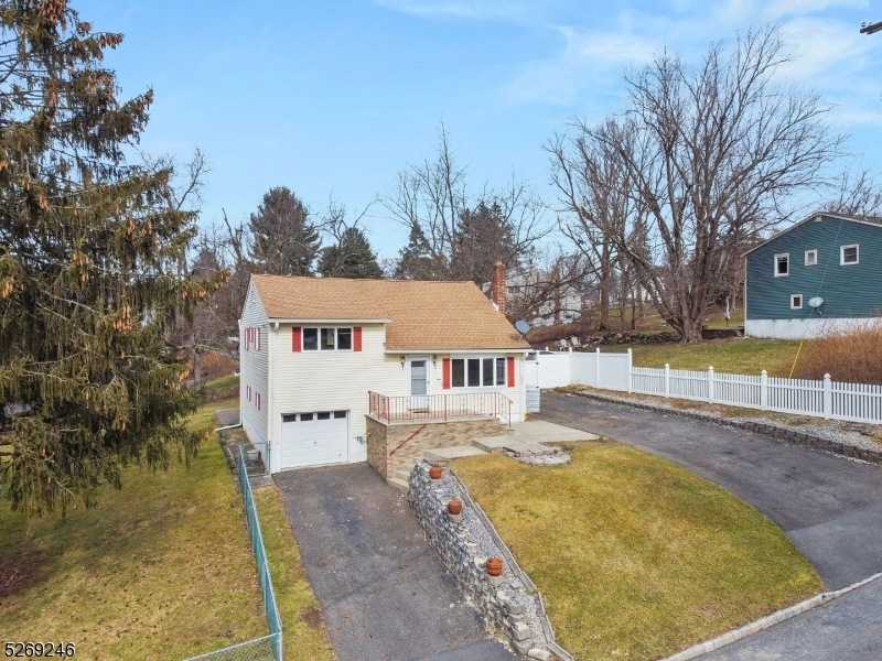 7 Grant Terrace, Ogdensburg, NJ 07439 MLS 3885889