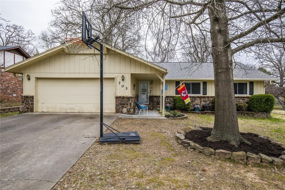 703 Woodland Dr, Rogers, AR 72756 - photo 1