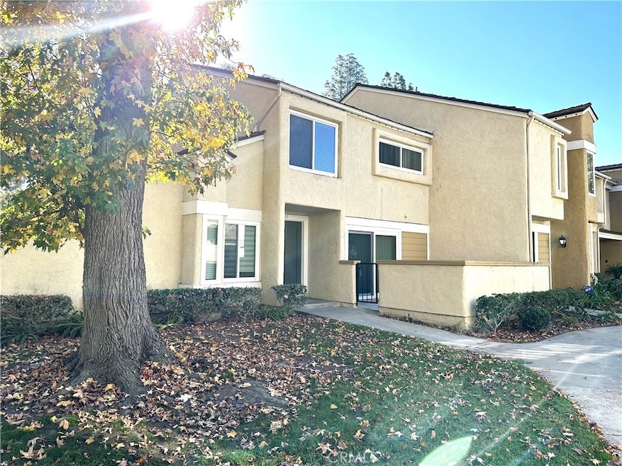 Sold $800,000 • Co-Listing Agent