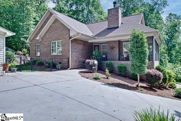 177 Forestville Rd, Travelers Rest, SC 29690 - photo 1