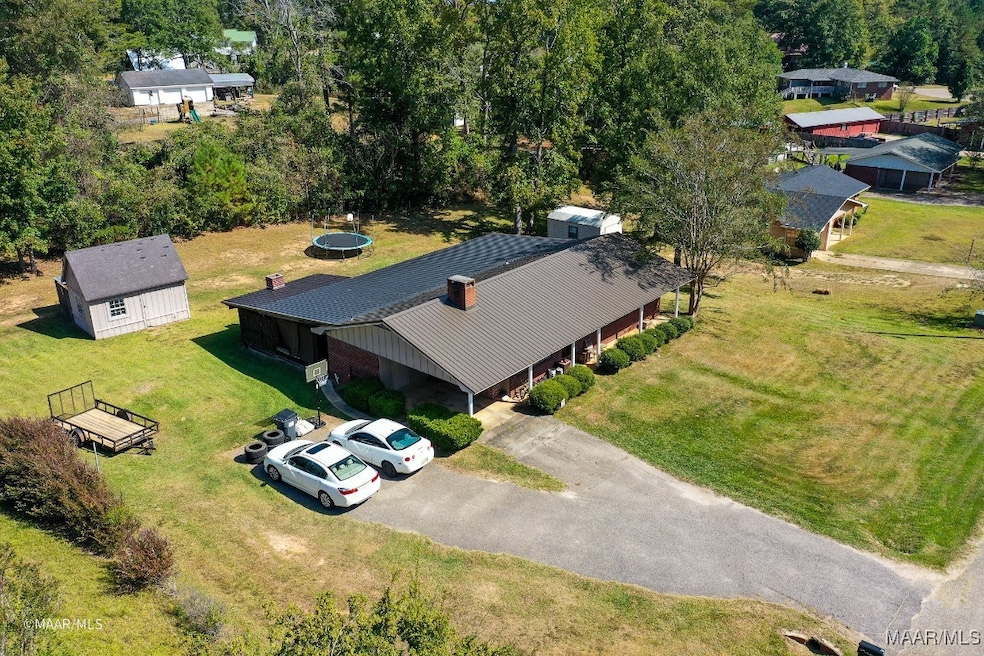 403 MacMillian Dr, Thomasville, AL 36784 - photo 1