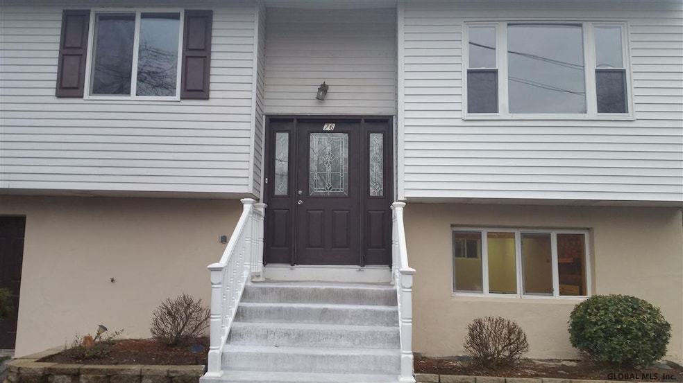 76 Beach Ave, Albany, NY 12203 - photo 1
