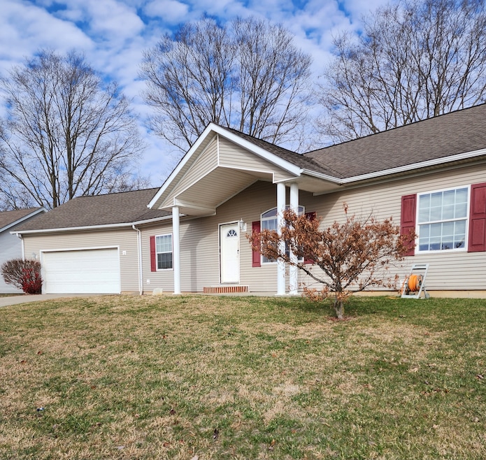 4895 Pinion Cir, Columbus, IN 47201 - photo 1