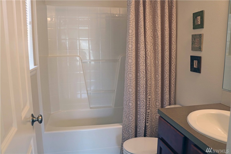 359 Tremont Ave unit 201, Bellingham, WA 98226 - photo 1