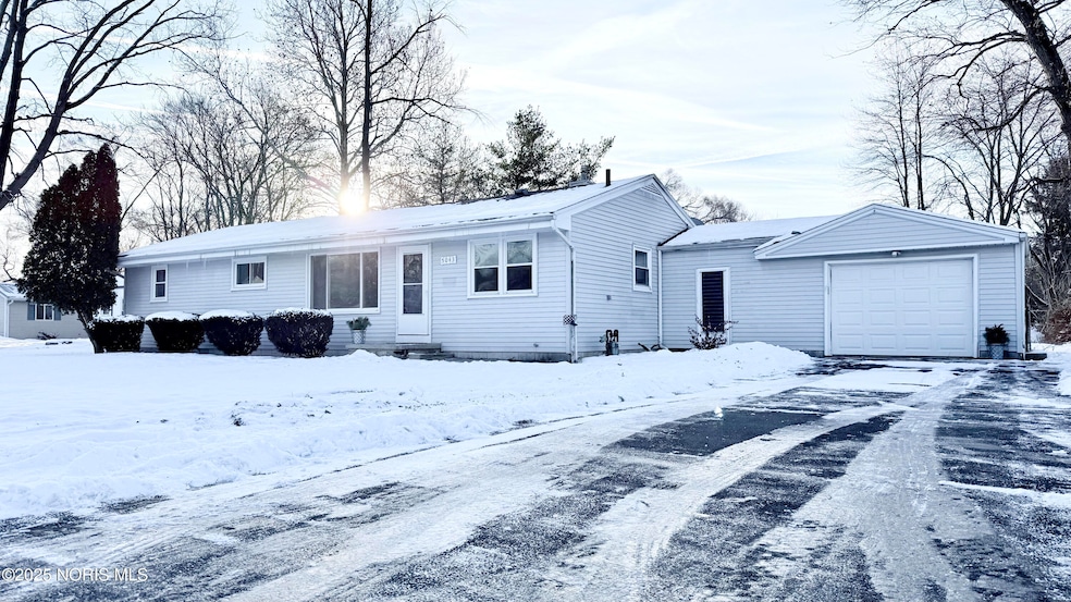 5043 Barton Place, Sylvania, OH 43560 - photo 1