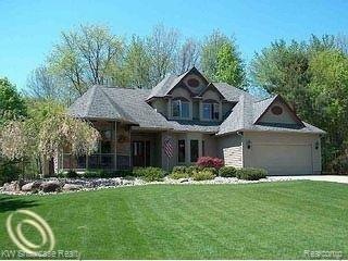 703 Krystal Creek Ct, Flushing, MI 48433 - photo 1