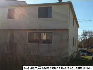 443 Willow Rd E unit 2, Staten Island, NY 10314 - photo 1