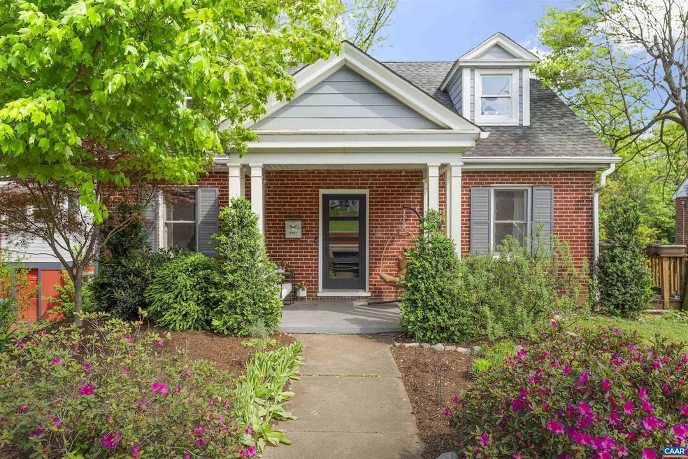738 Lexington Ave, Charlottesville, VA 22902 - photo 1