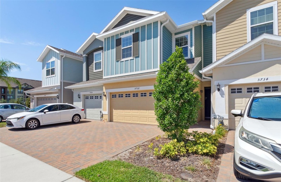 5732 Skytop Dr, Lithia, FL 33547 - photo 1