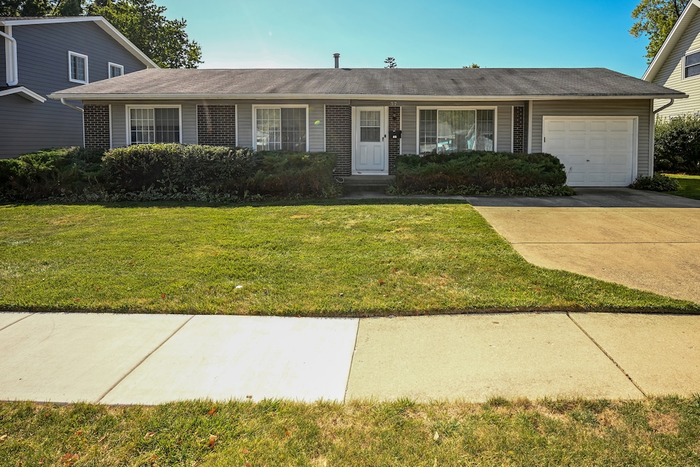 unlisted-address, Elk Grove Village, IL 60007 - photo 1