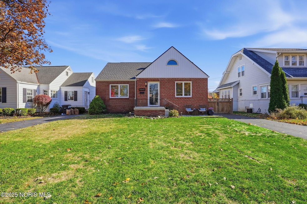 3-web-or-mls-003_NHM08508