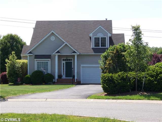 Exterior Front - Semi-private cul-de-sac lot