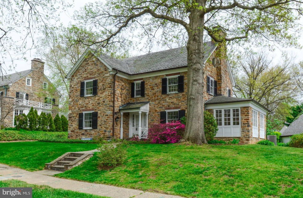 3801 Fenchurch Rd, Baltimore, MD 21218 - photo 1