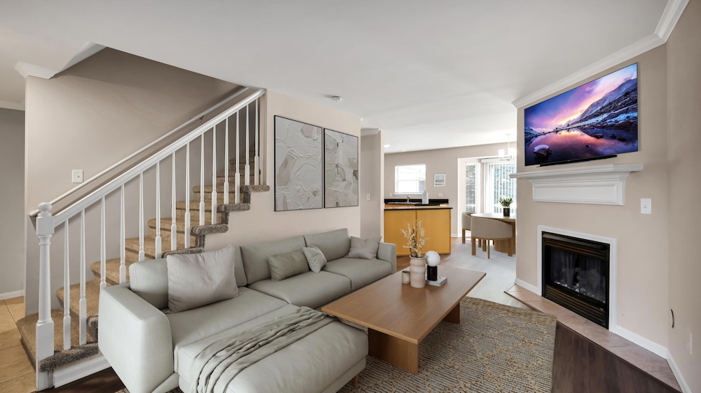 For Rent $2,072/month