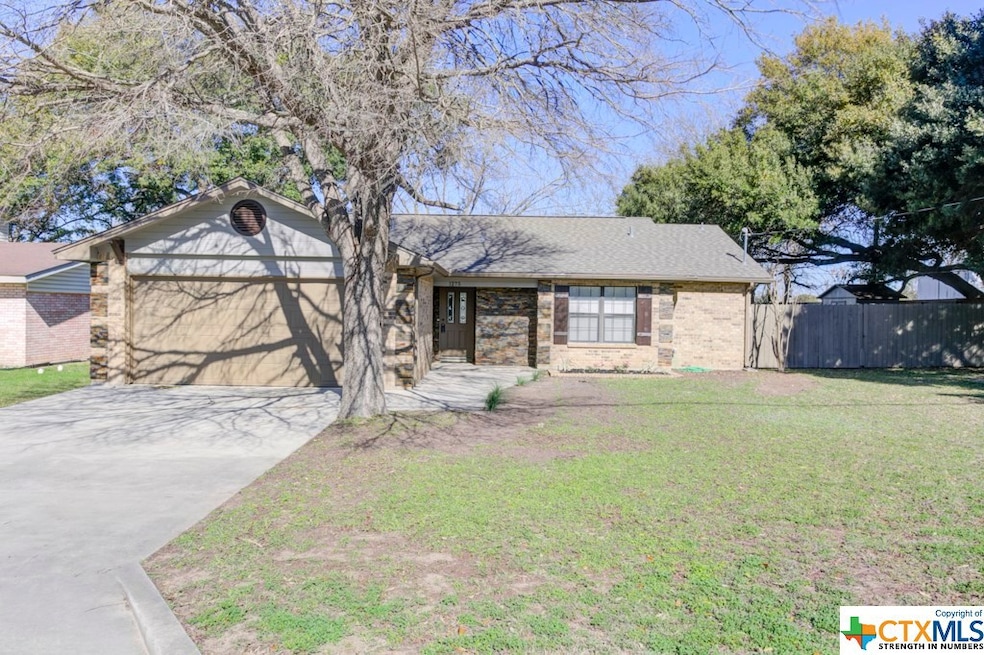 1275 Rivercrest Dr, New Braunfels, TX 78130 - photo 1