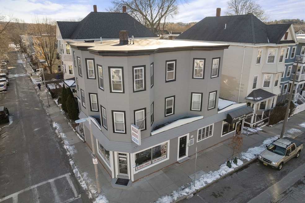 Sold $2,275,000 • Co-Listing Agent