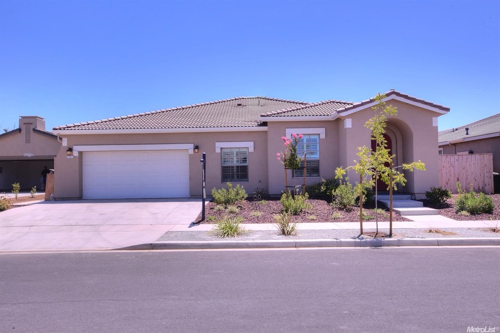 2721 Mustang Dr, Oakdale, CA 95361 - photo 1