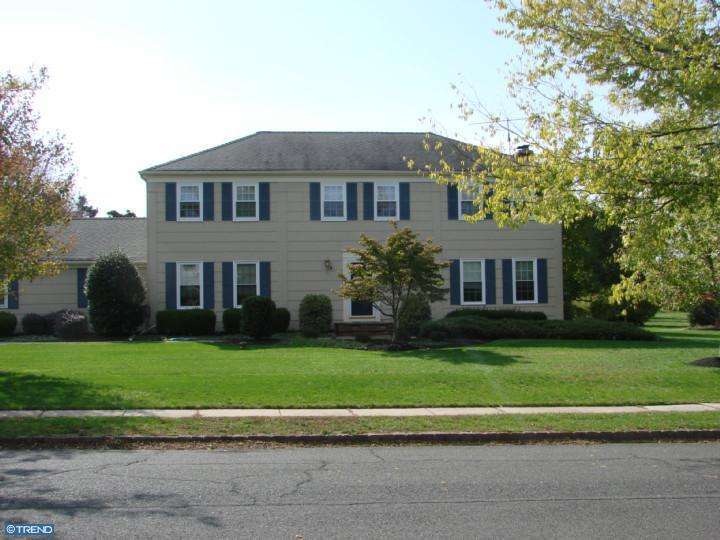 33 Kingswood Dr, Belle Mead, NJ 08502 - photo 1