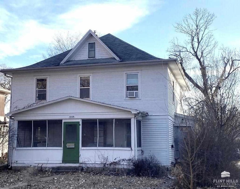 1005 Humboldt St, Manhattan, KS 66502 - photo 1