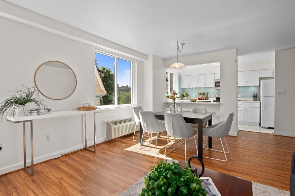 326 Franklin St unit 301, Cambridge, MA 02139 - photo 1