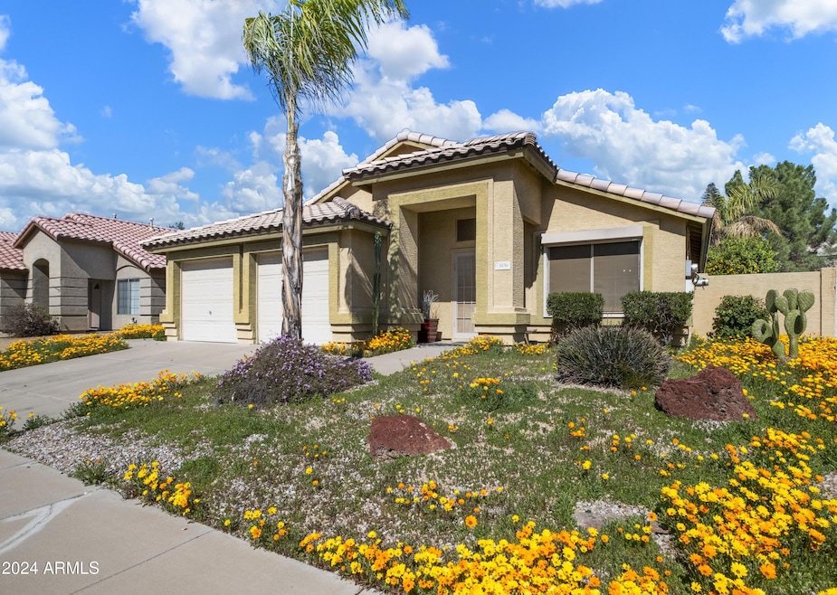 3856 E Grandview